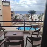 Azzurra Sahl Hasheesh