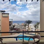 Azzurra Sahl Hasheesh