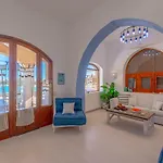 Rihanna Apartment Direct To The Sea