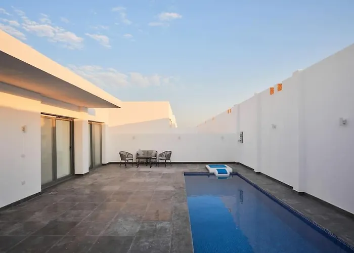 3Bedroom Apartment With A Private Pool