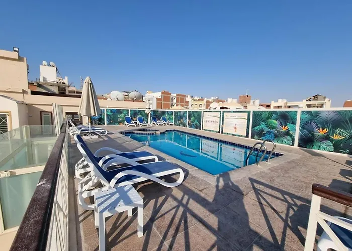 Lilly City Center Hostel (Adults Only)