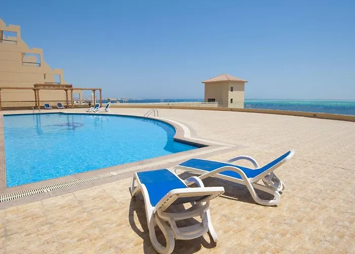The View Residence Family Apartments Pool & Beach