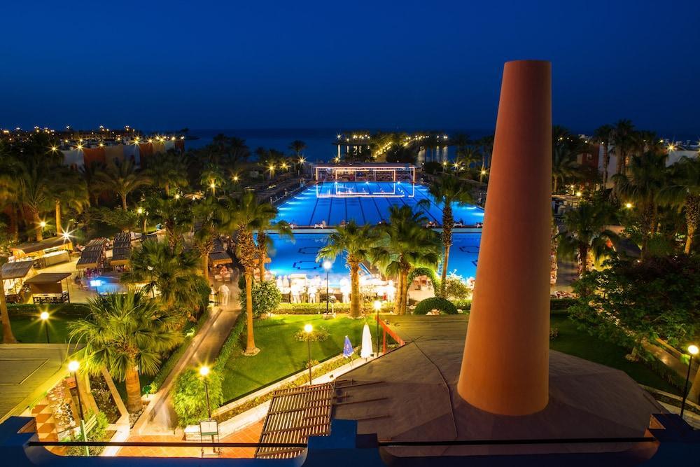 Resort Arabia Azur 3*