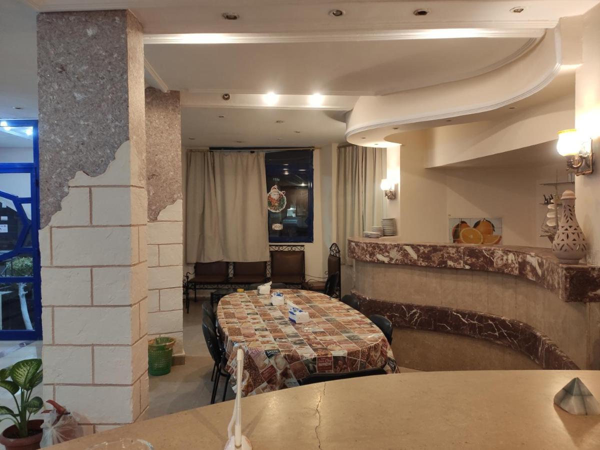 Hotel Canary 2*