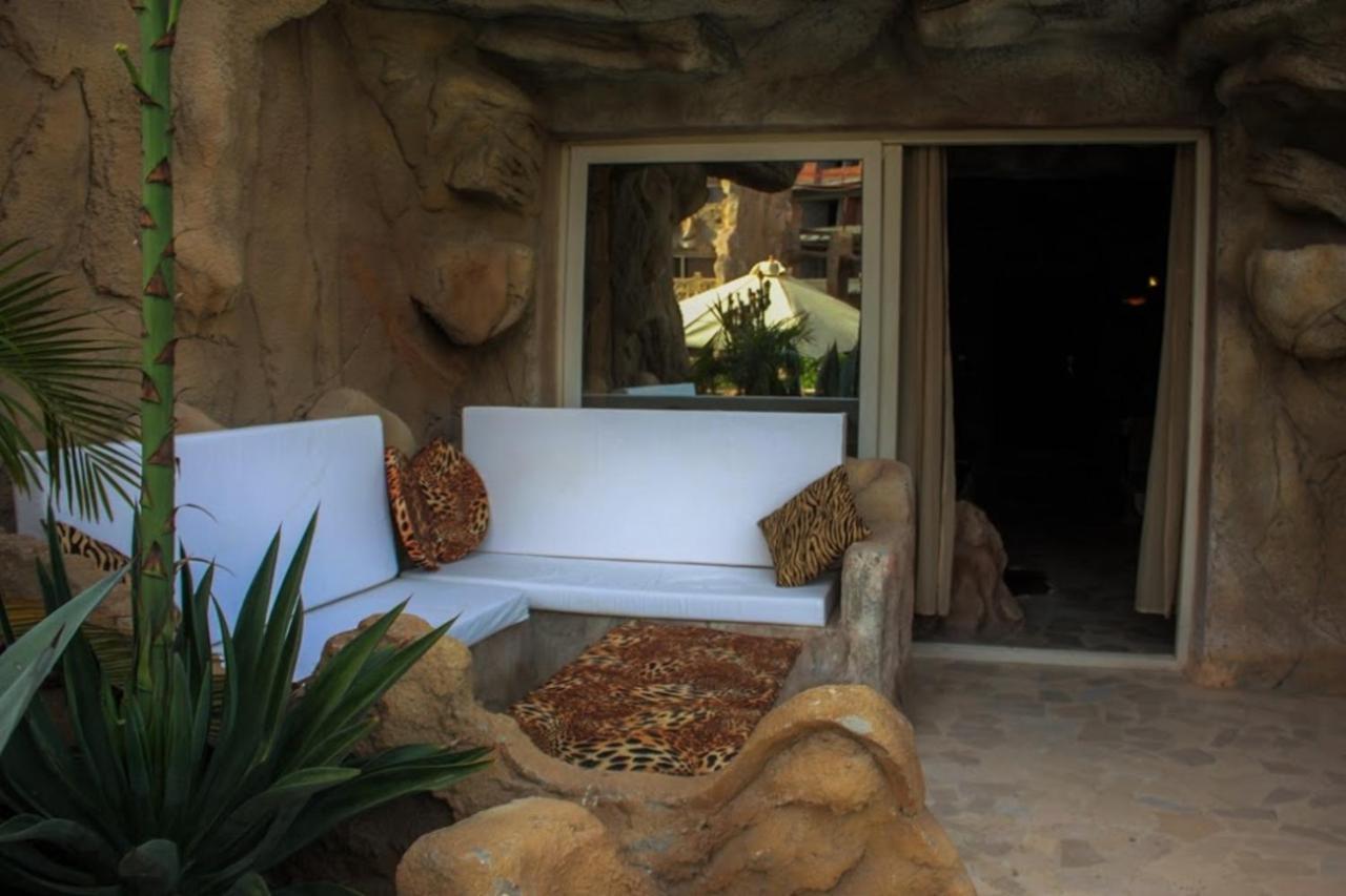 Resort Caves Adults Only 5*