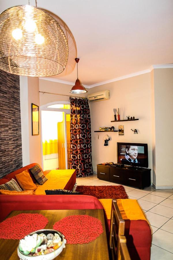Desert Pearl Art Apartment