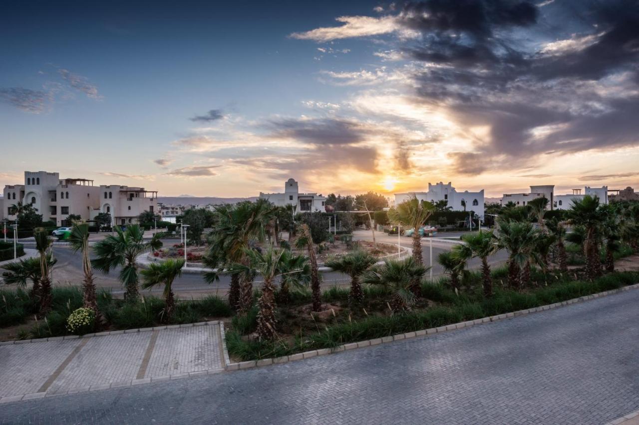 Gleaming 1 Bedroom Mangroovy W Pool & Access Apartment Hurghada