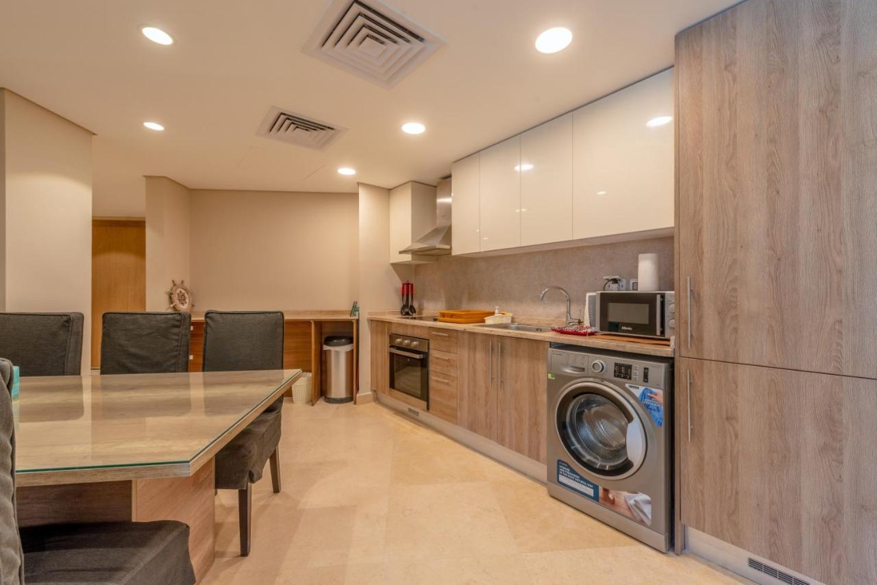 Mangroovy 3br Private & Pool View Appartement