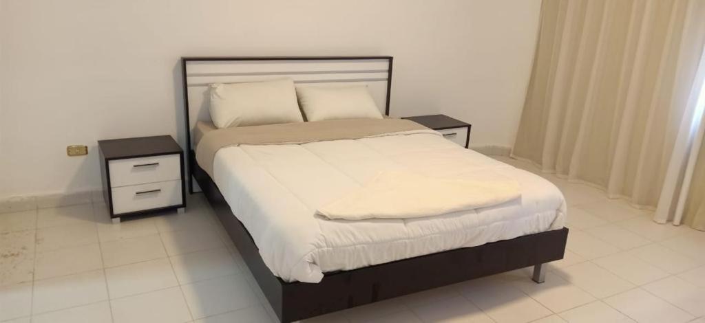 Adan Beach Villa *