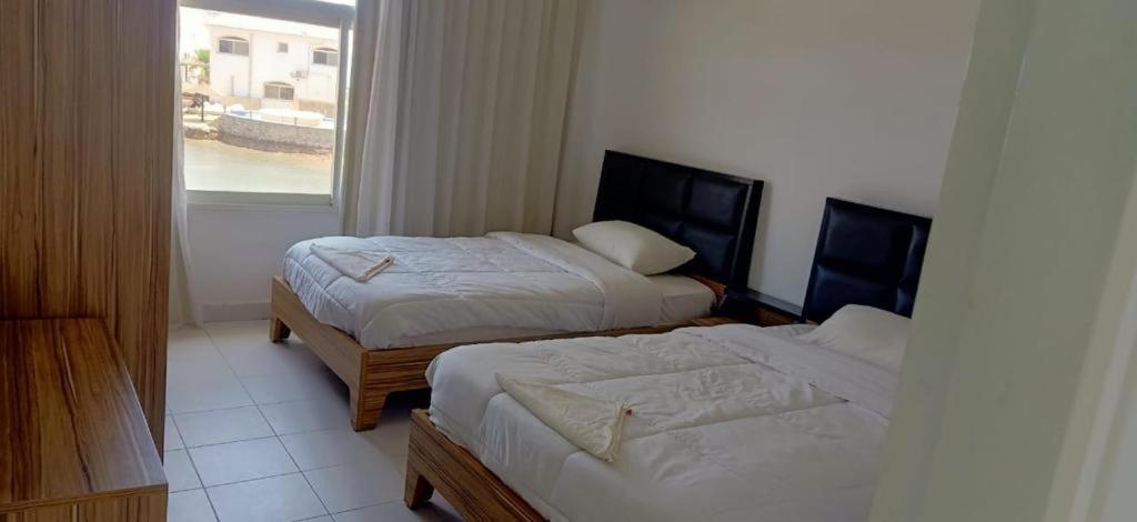 Adan Beach Villa *