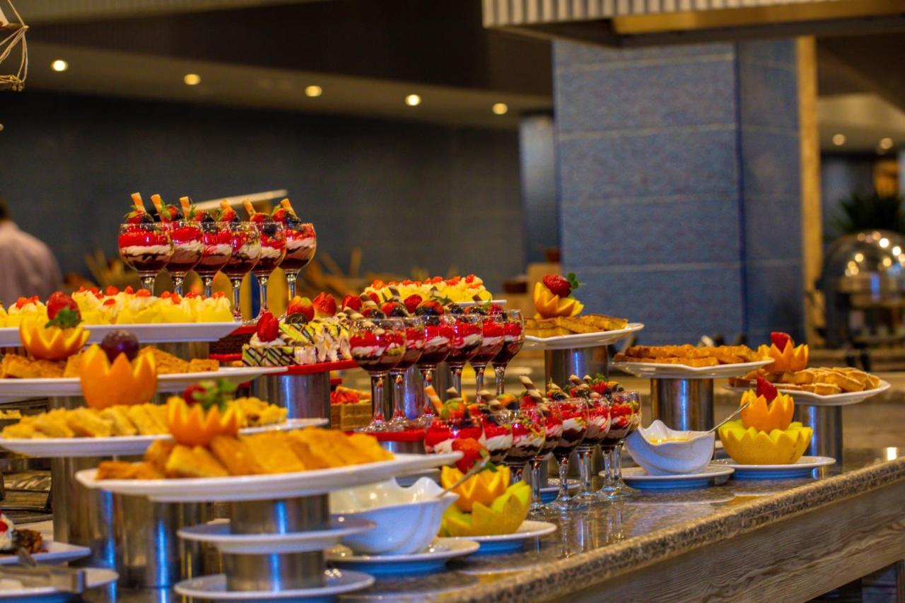 Resort Titanic - Families And Couples Only Hurghada