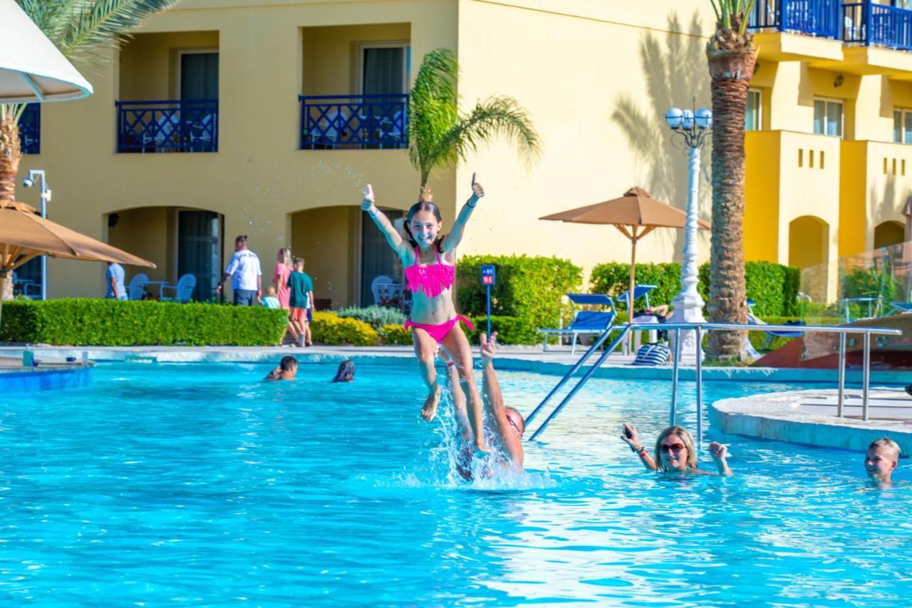 Titanic - Families And Couples Only Resort 5*