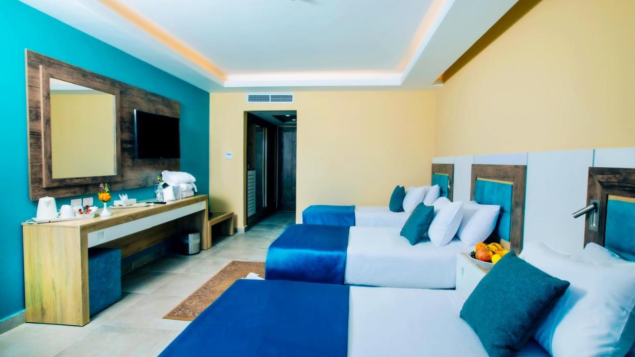 Titanic - Families And Couples Only Resort 5*