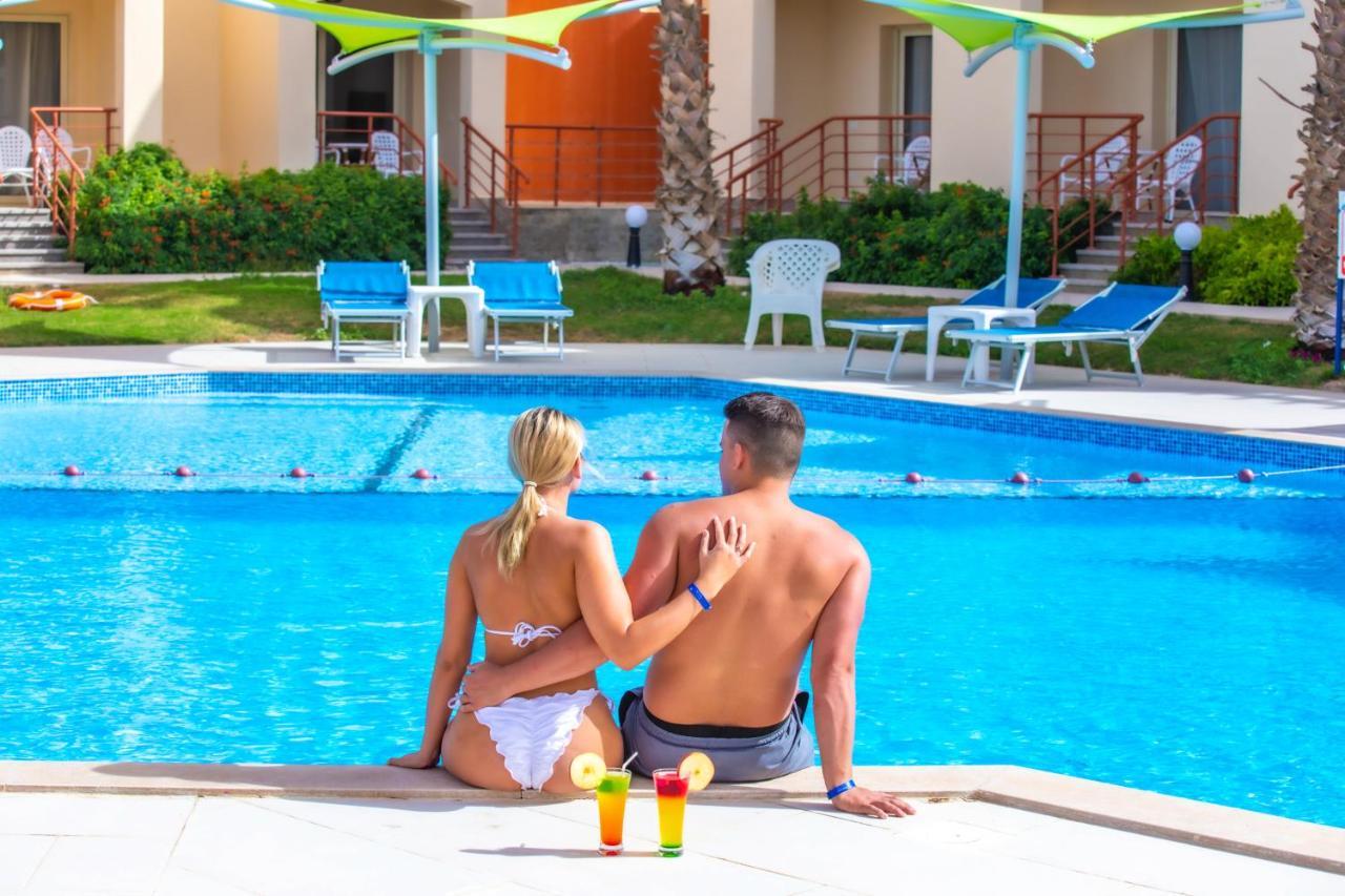 Resort Titanic - Families And Couples Only Hurghada