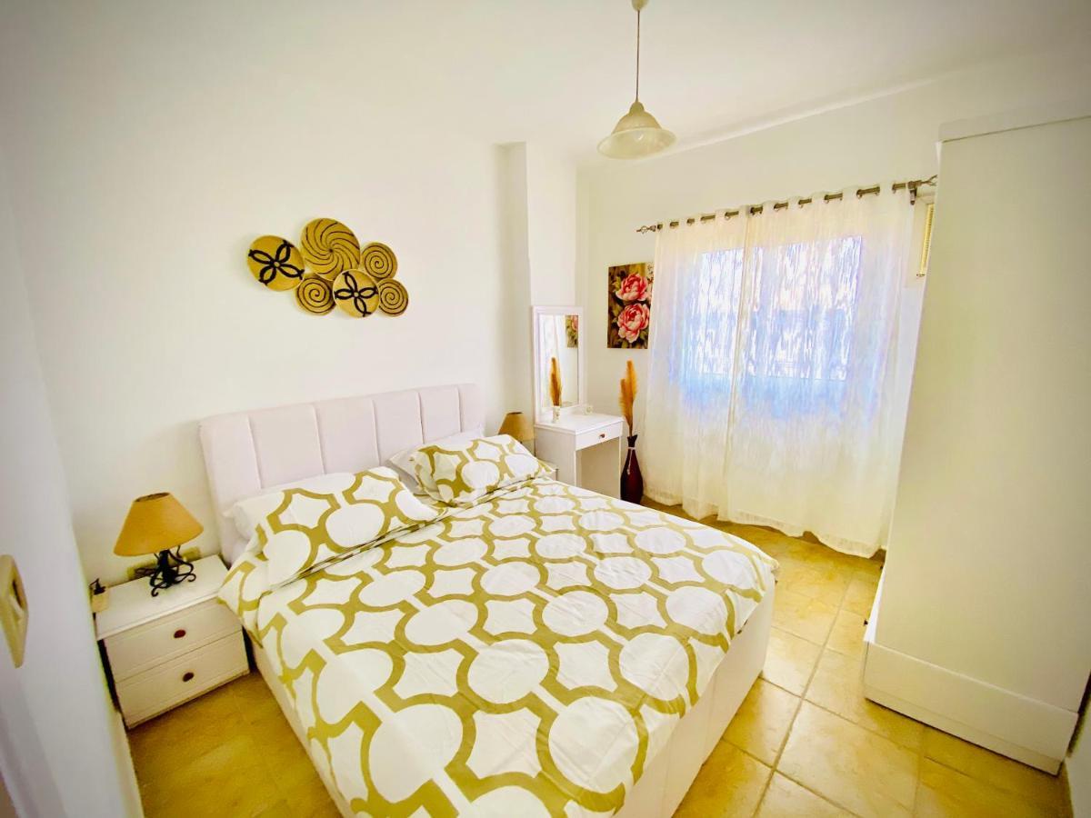 Apartment Modern Mountain View On The Touristic Promenade Hurghada