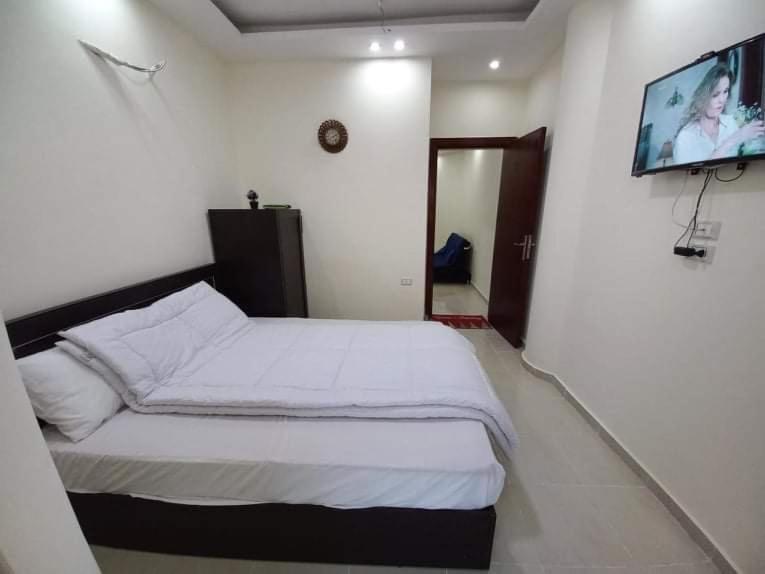 Casablanca #611 Sea Front One Bedroom Fully Equipped * Hurghada