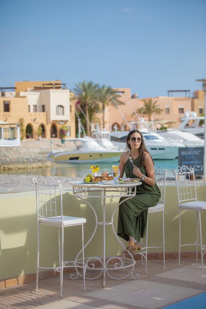 Ali Pasha Resort 4*