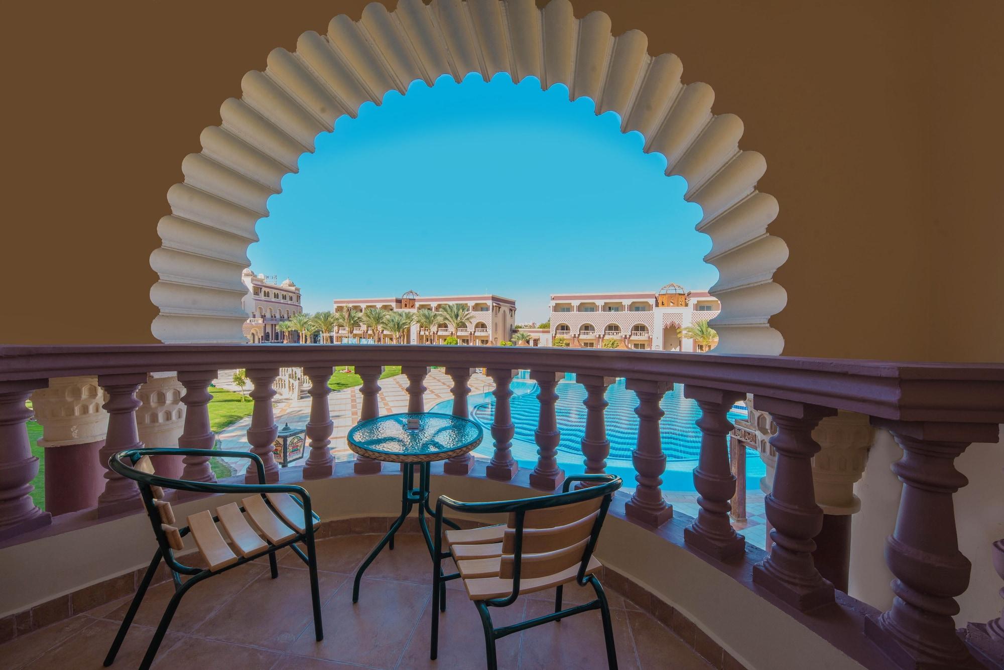 Resort Sunrise Mamlouk Palace
