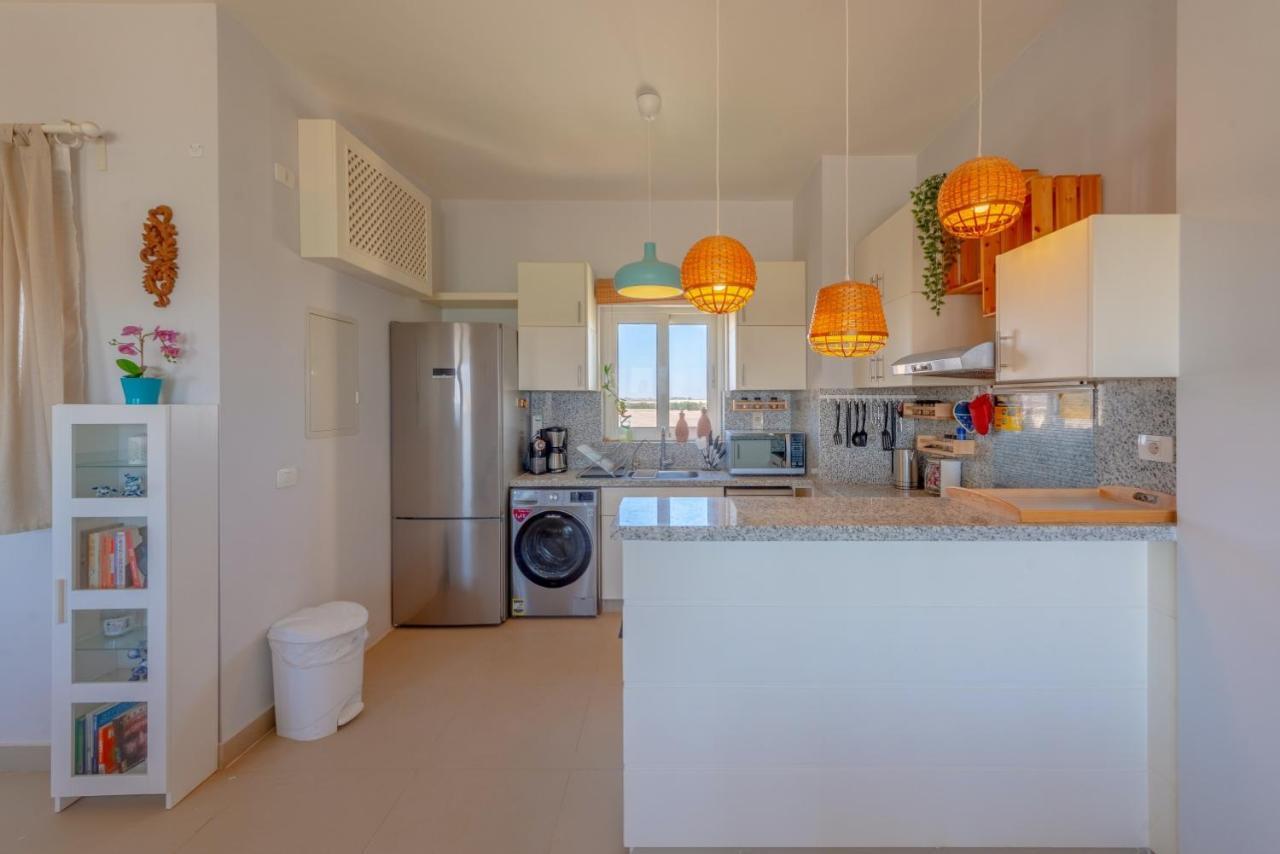 Sunny 2 Bedroom + Private Roof Terrace Lagoon View Apartment Hurghada