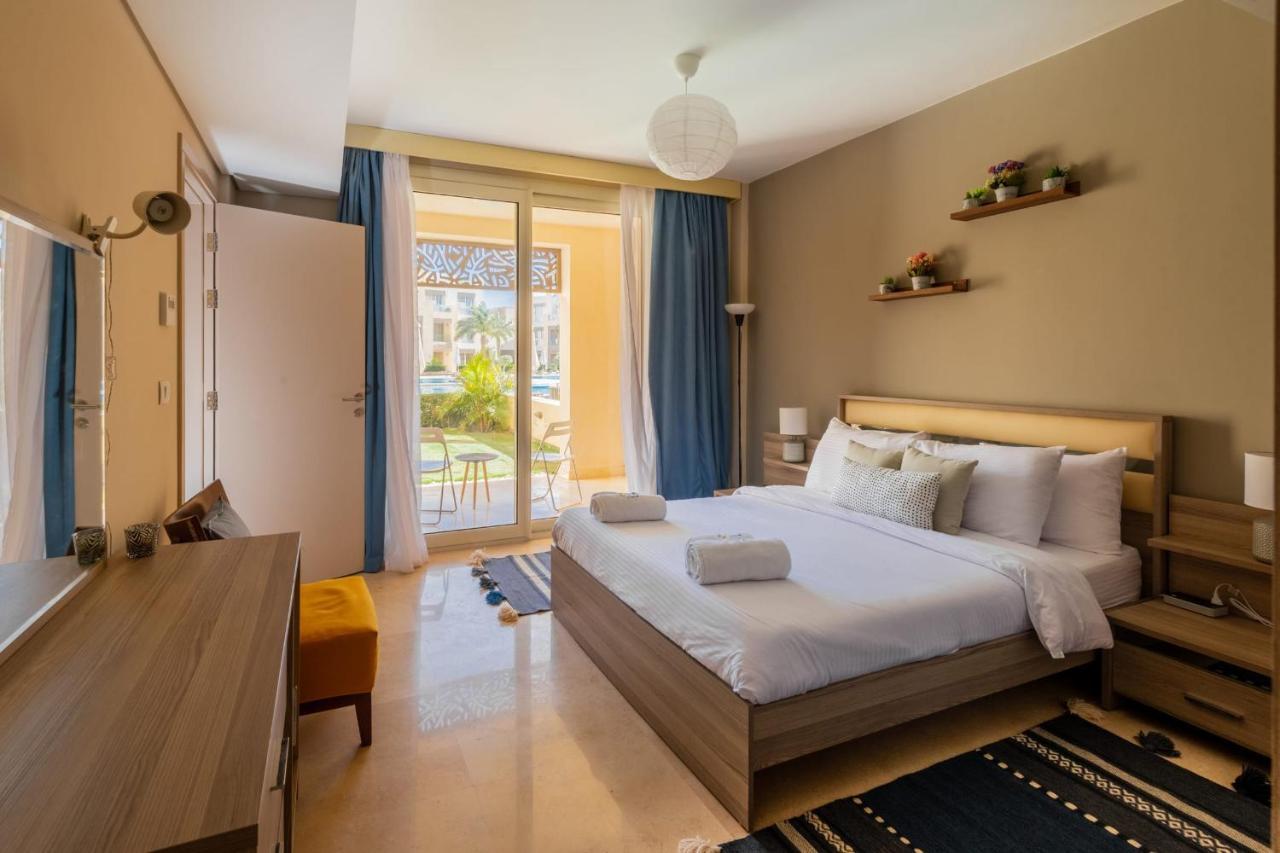 Apartment Jazzy 1bdr W Outdoor Pool View Terrace Free Pool & Access Hurghada