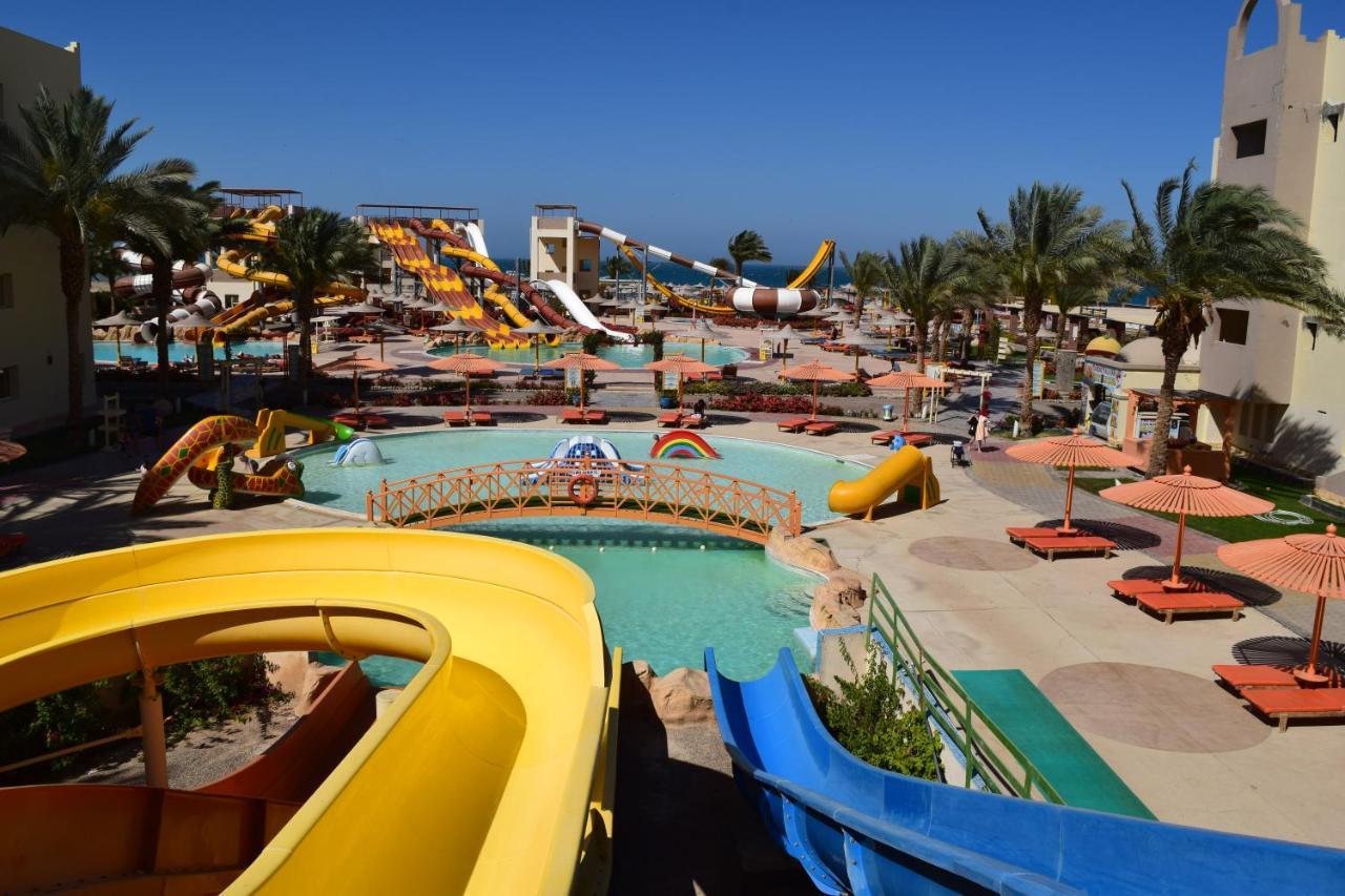 Comfortable In Nubia 4 Stars With Private And Pools