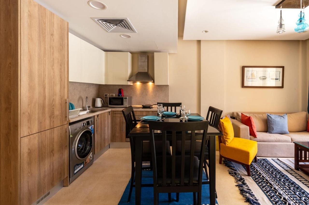 Jazzy 1bdr W Outdoor Pool View Terrace Free Pool & Access Apartment Hurghada