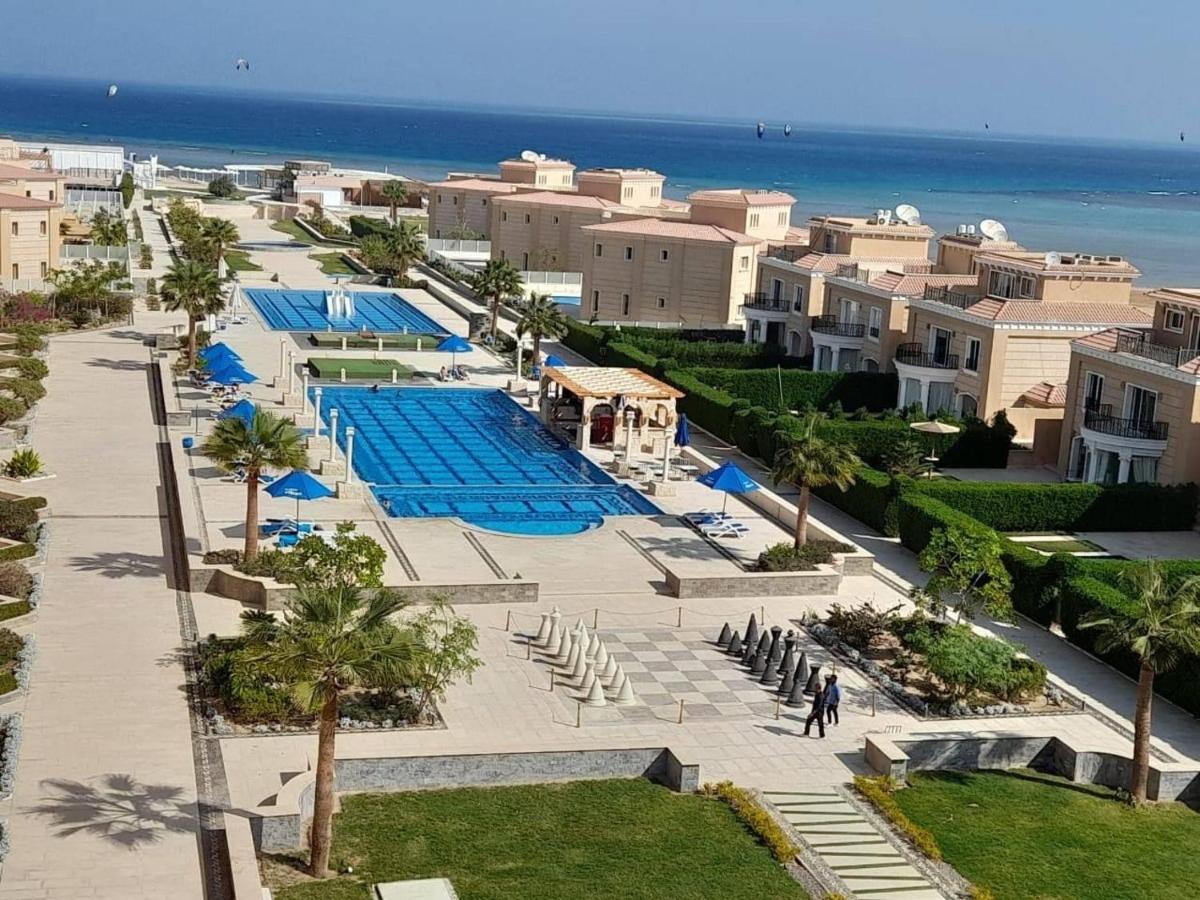 Selena Bay M Aparthotel