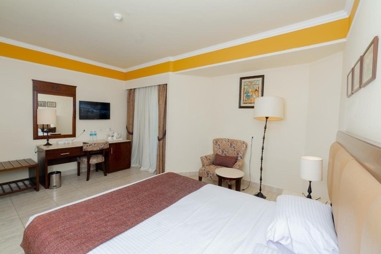 Resort Minamark For Families And Couples Only 4*