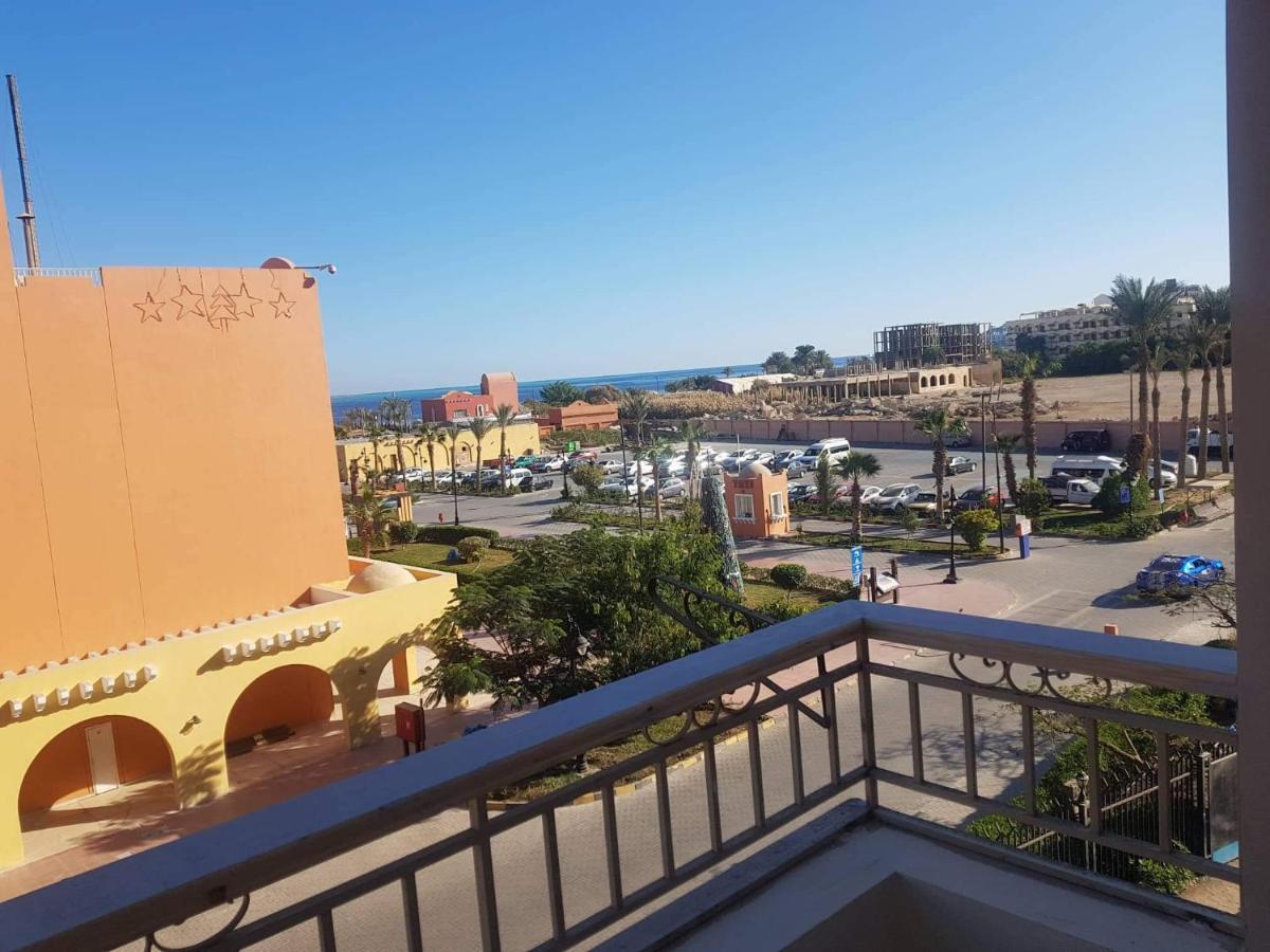 Outstanding With Marina View Apartment