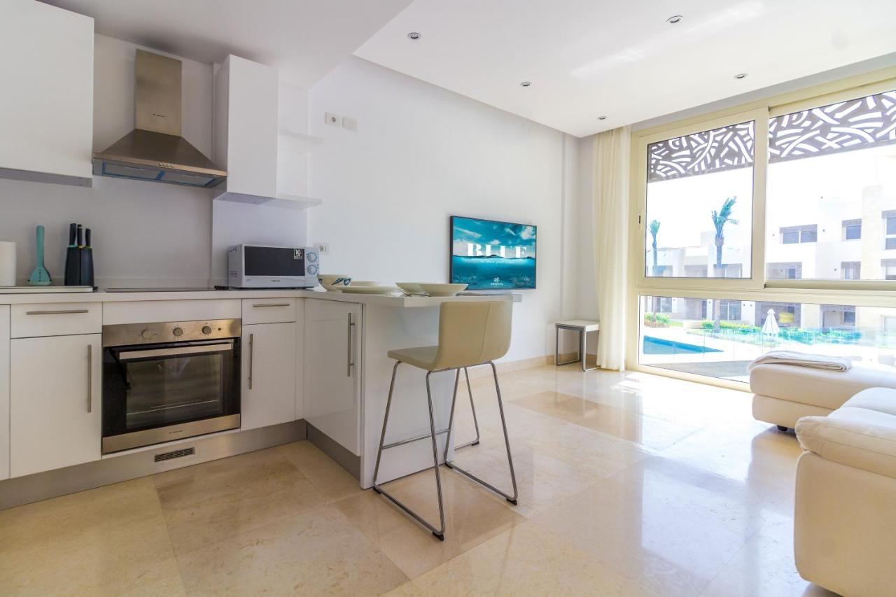 Apartment Ollystays Mangroovy Seaview 1br And Pool Free Access
