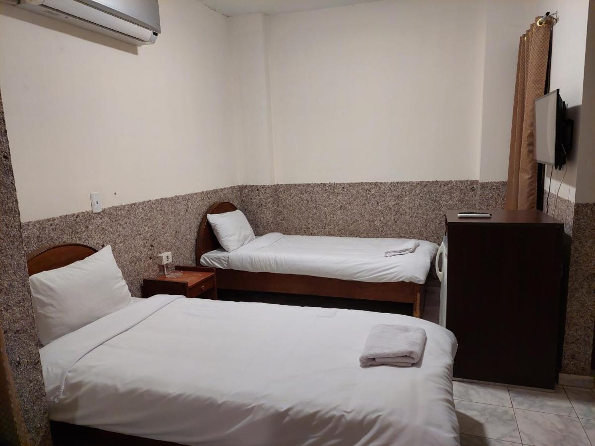Hotel Canary