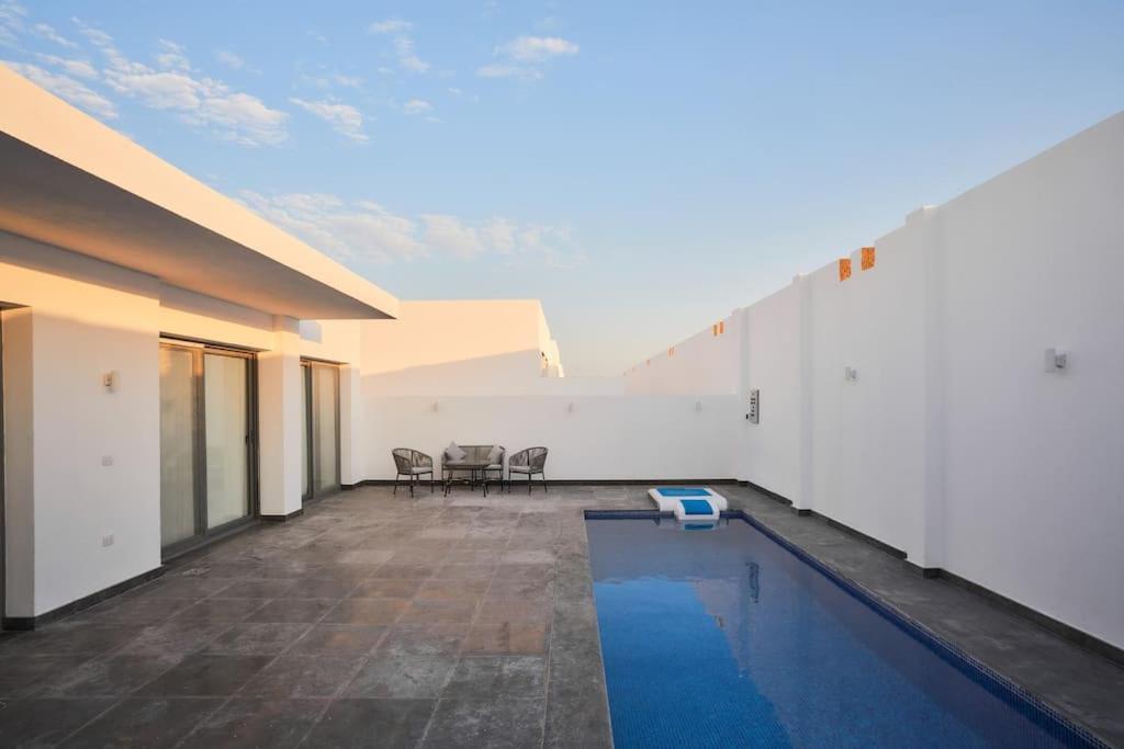 3bedroom With A Private Pool
