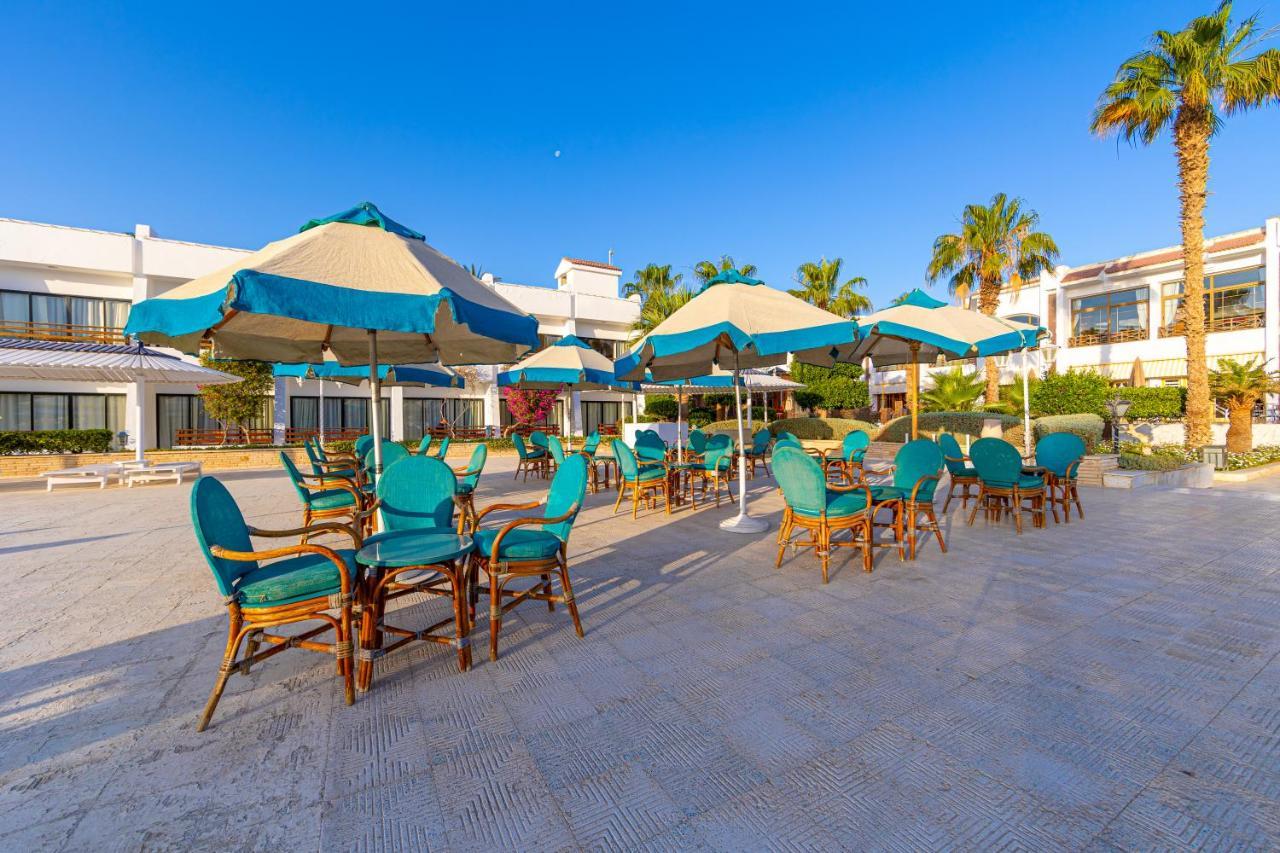The Grand Hotel, Hotel 4*