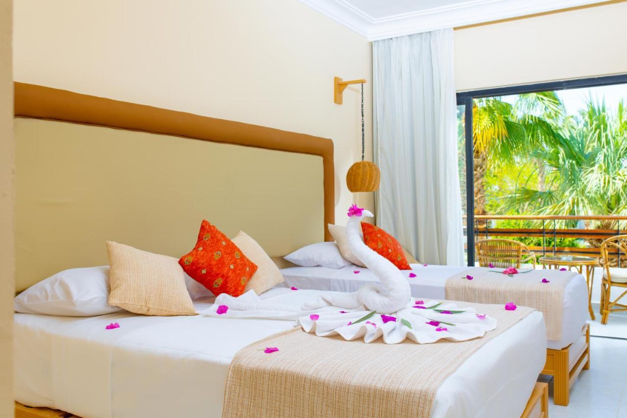 The Grand Hotel, 4*