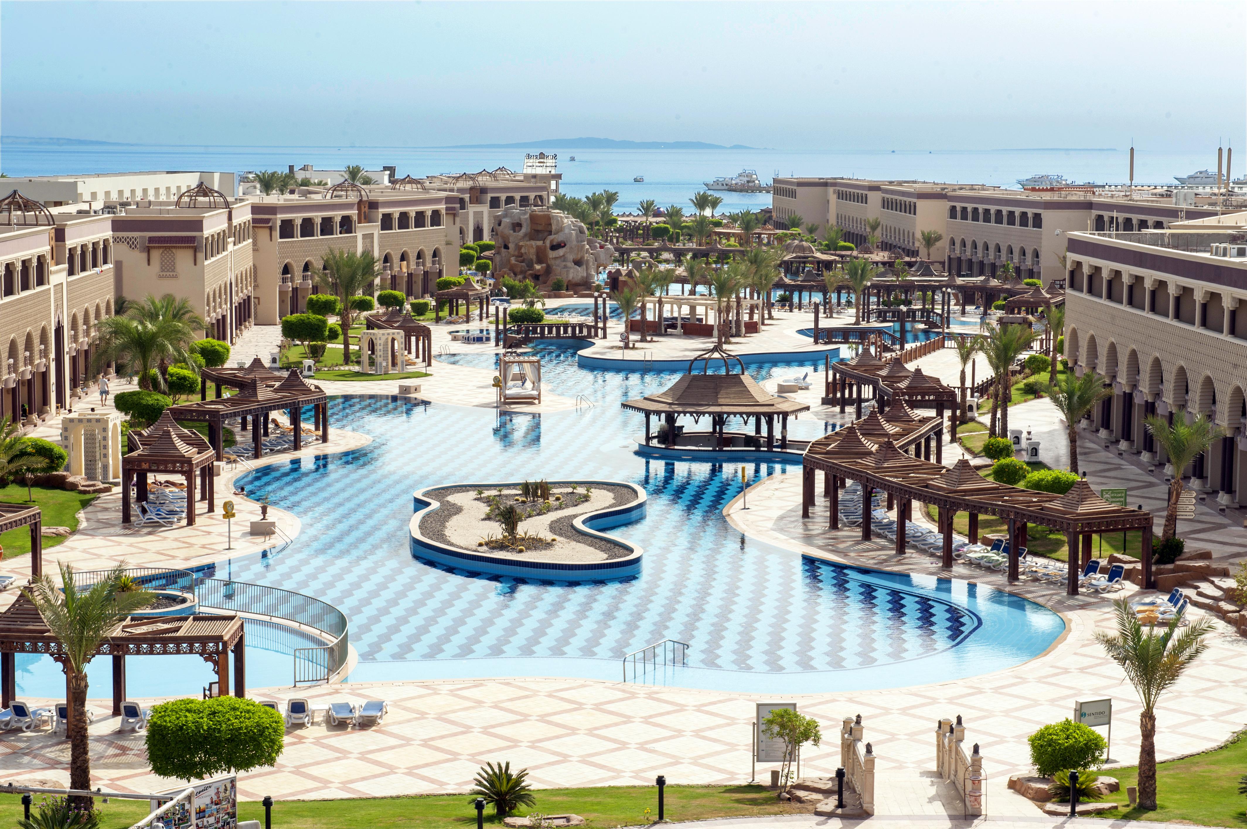 Sunrise Mamlouk Palace Resort 5*