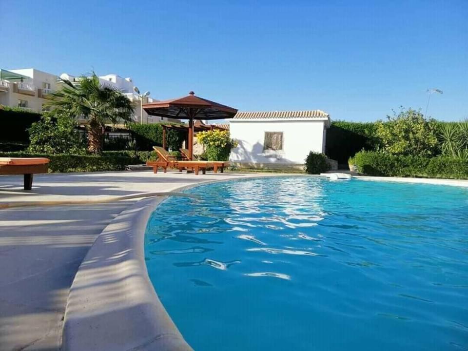 One In A Compound With The Swimming Pool Apartment Hurghada