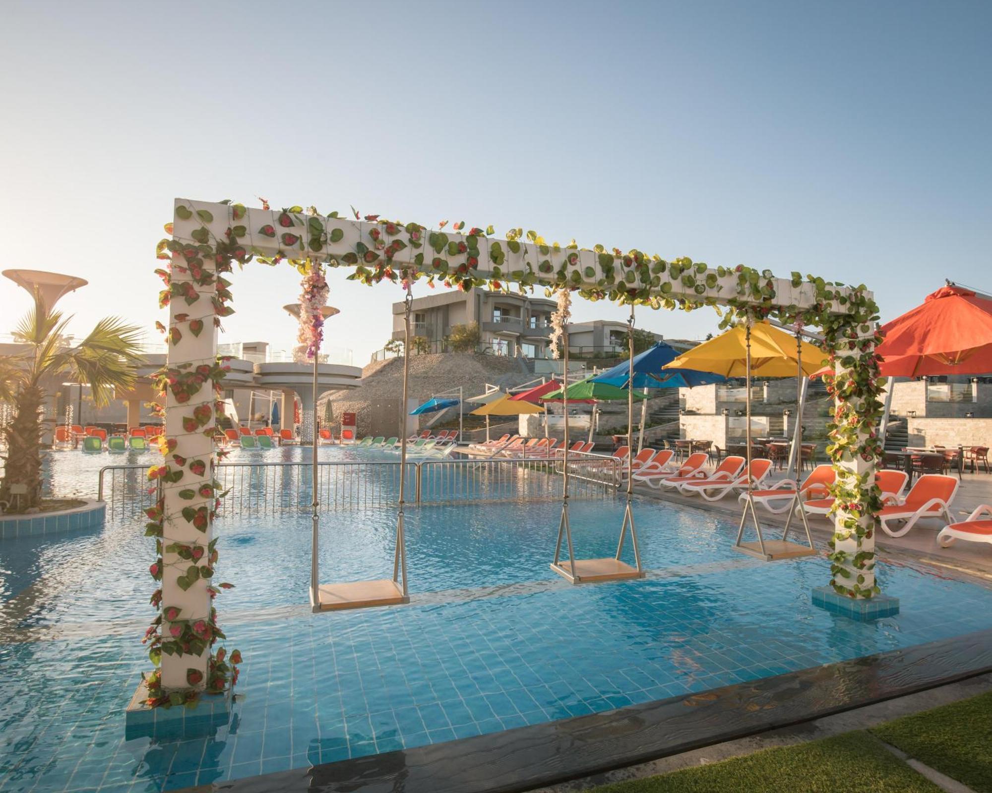 Long Resort