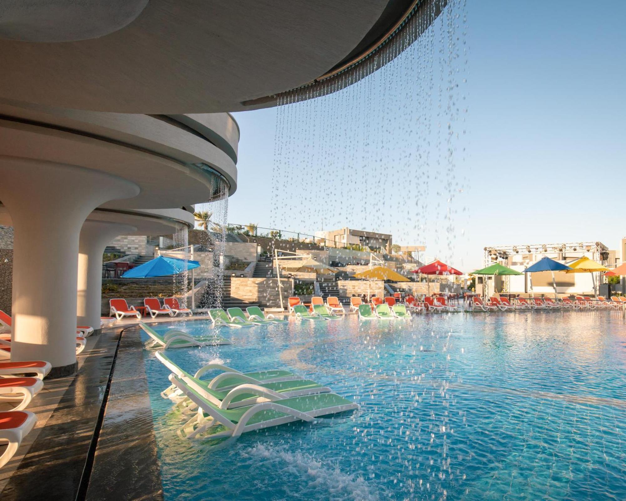 Long Resort 5*