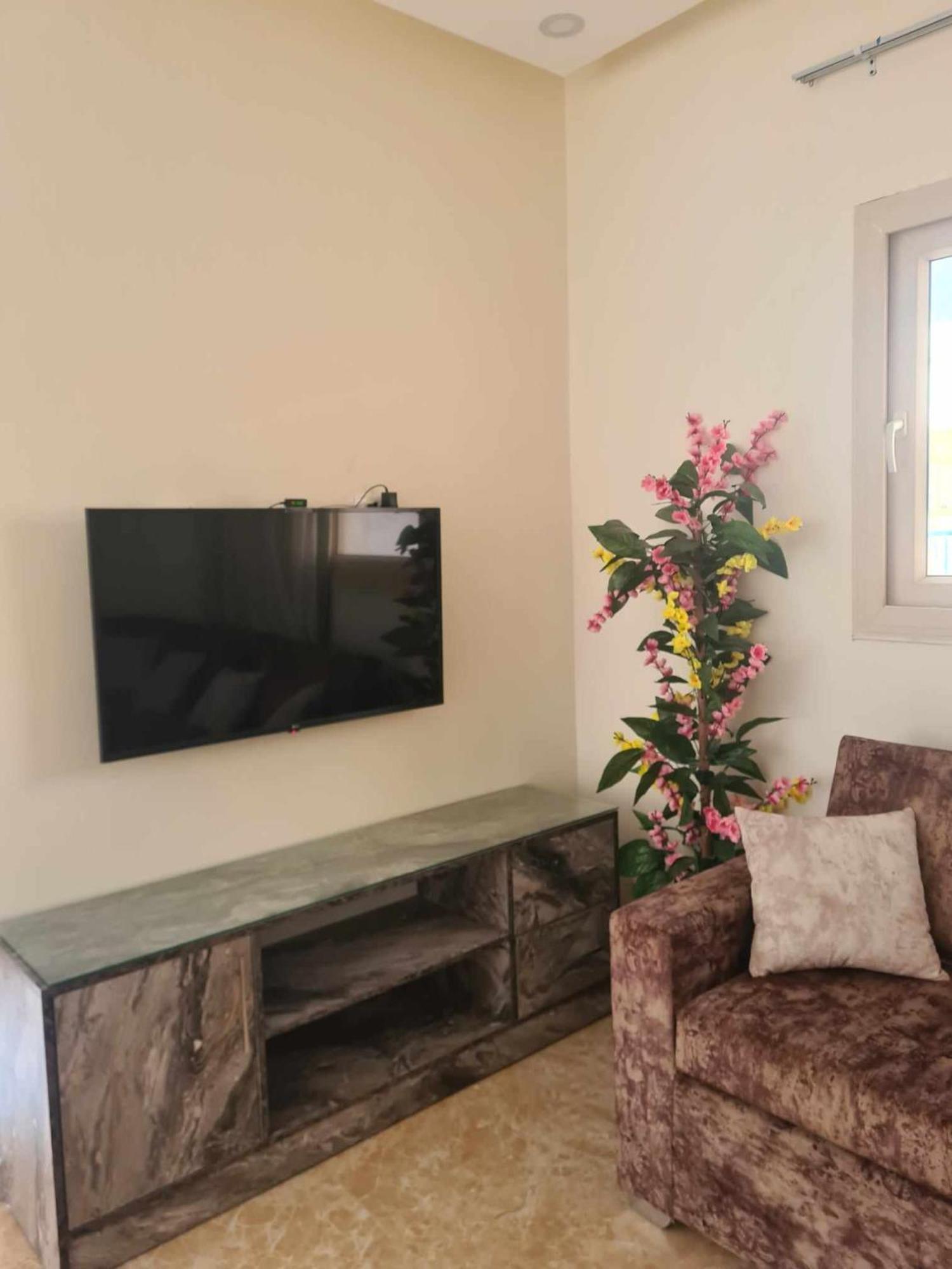 Guest house ميراج بي *