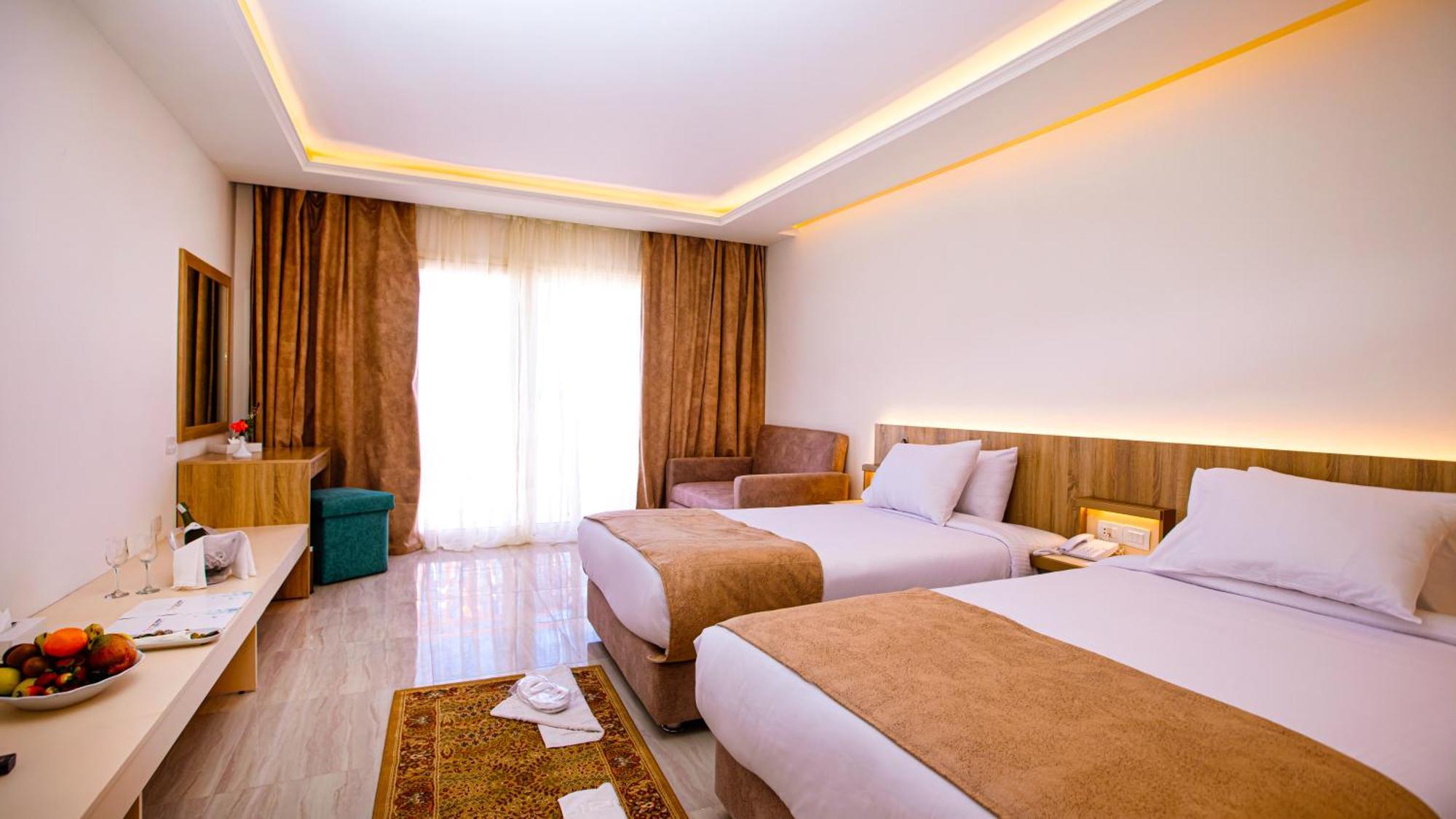 Titanic - Families And Couples Only Hurghada