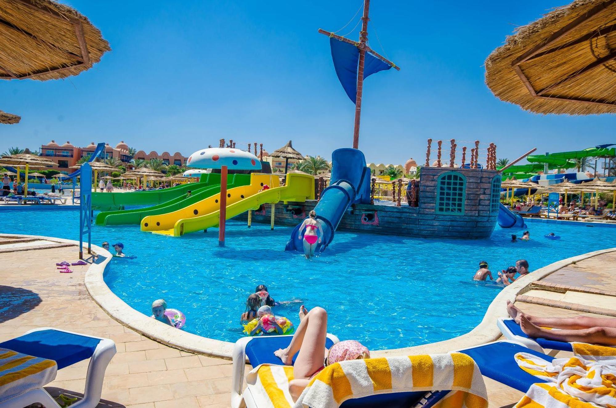 Titanic - Families And Couples Only Resort