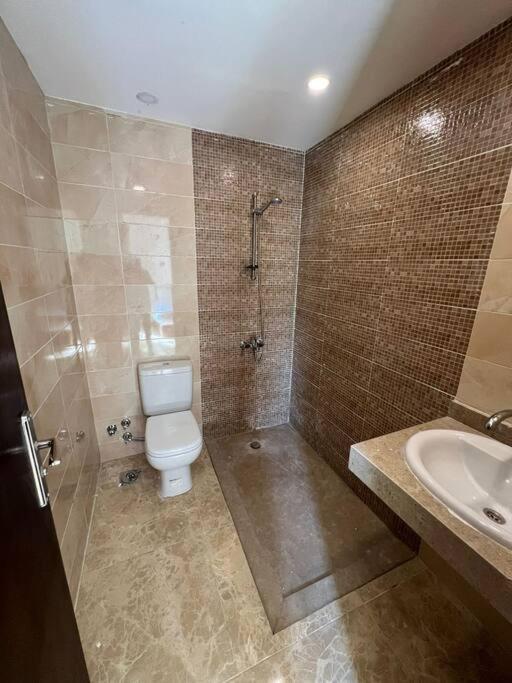 Apartment Elegant 2-bedroom Mirage Bay