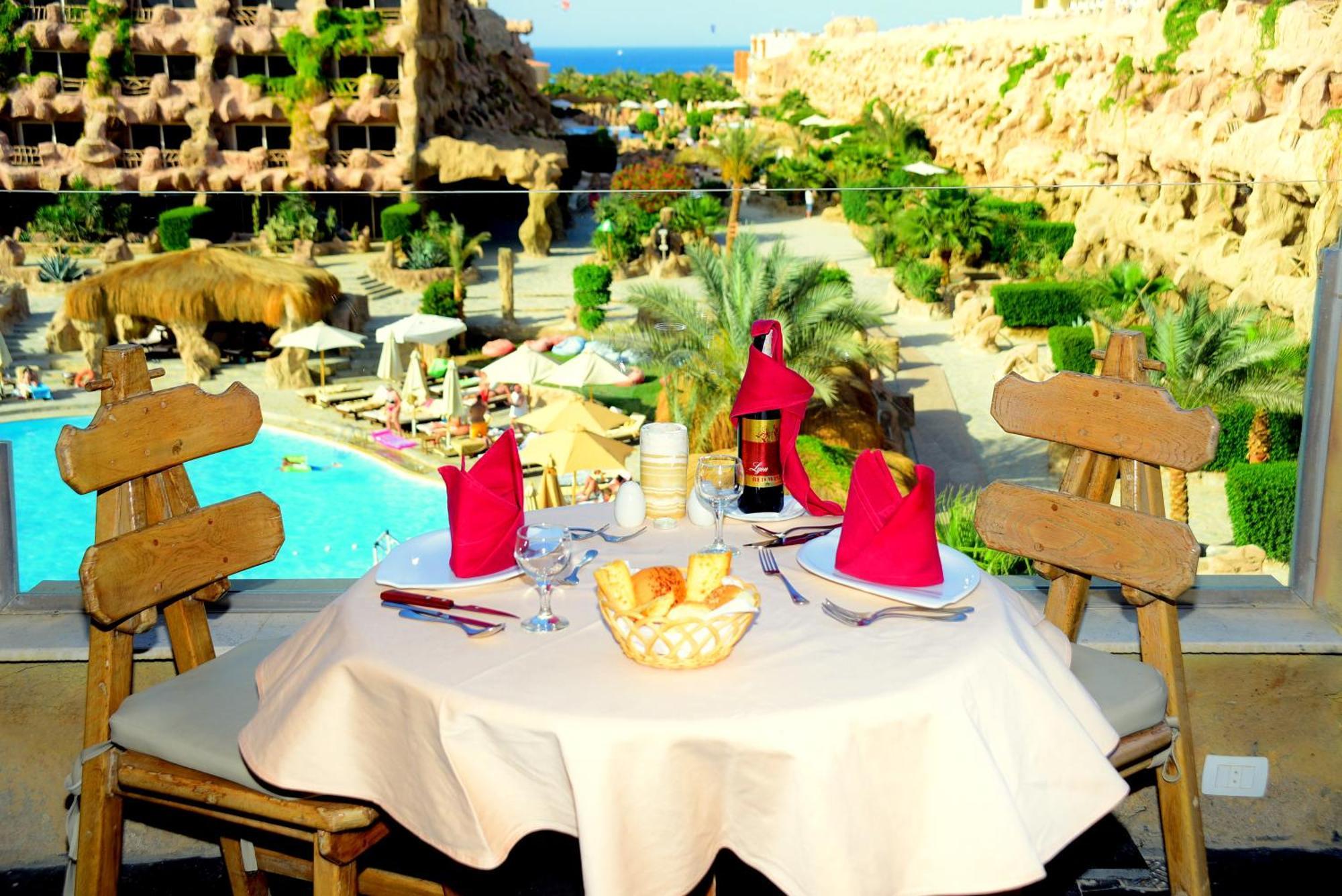 Caves Adults Only 5*