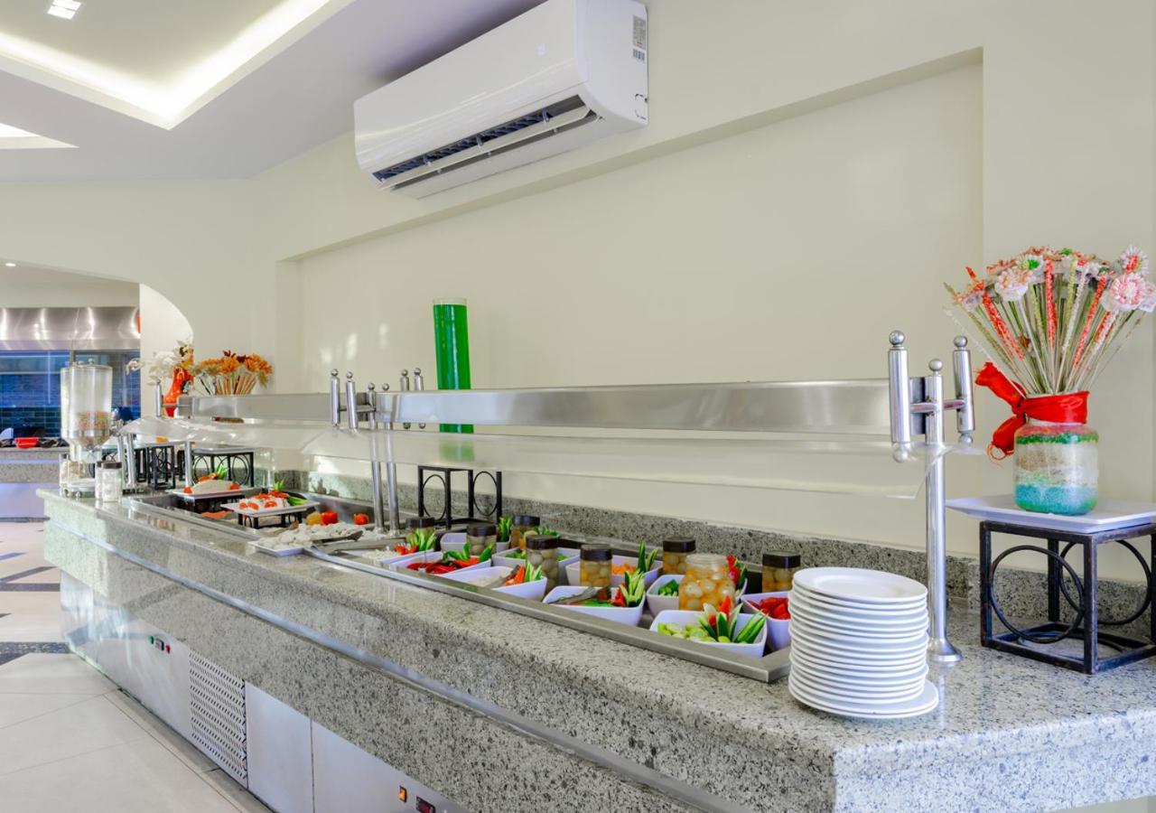 Resort Minamark For Families And Couples Only