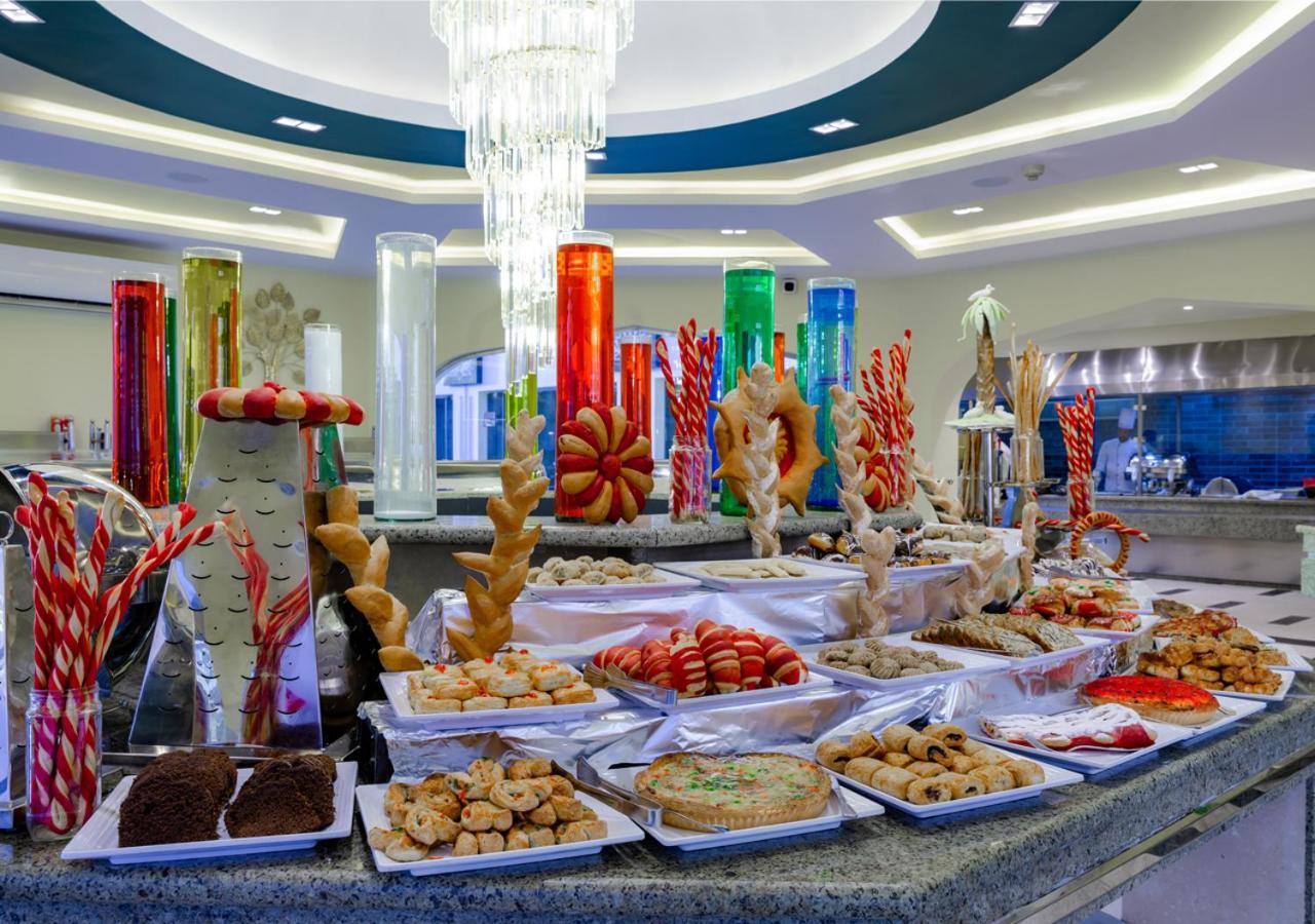 Resort Minamark For Families And Couples Only