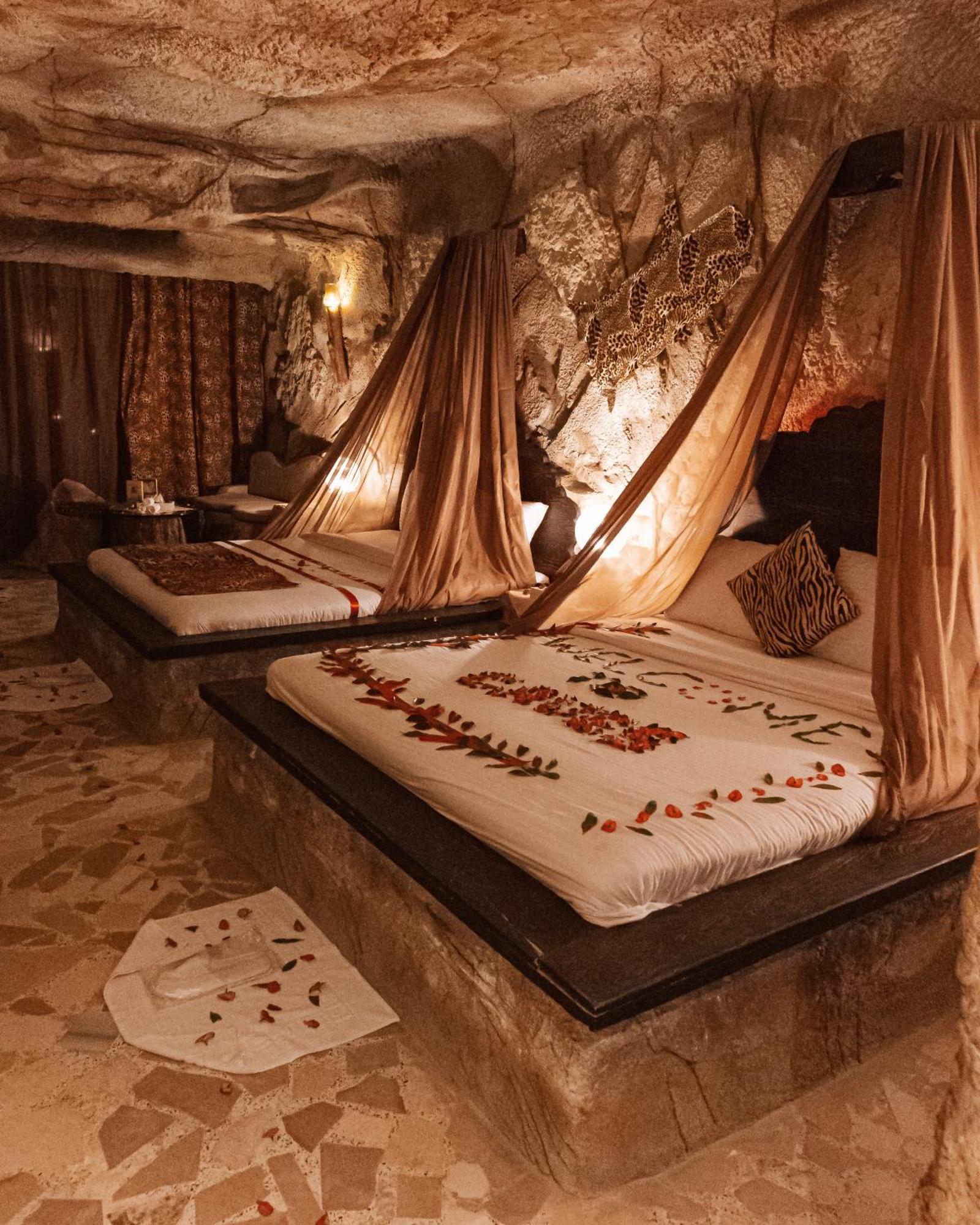Caves Adults Only 5* Hurghada