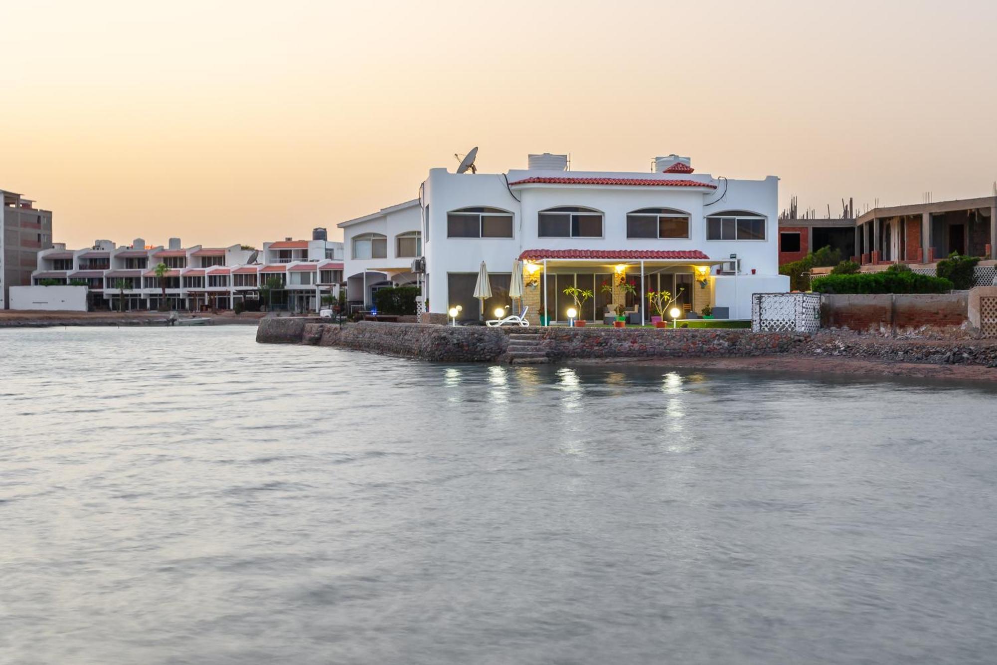 Aden - Sea View With Access In Frühstückspension Hurghada