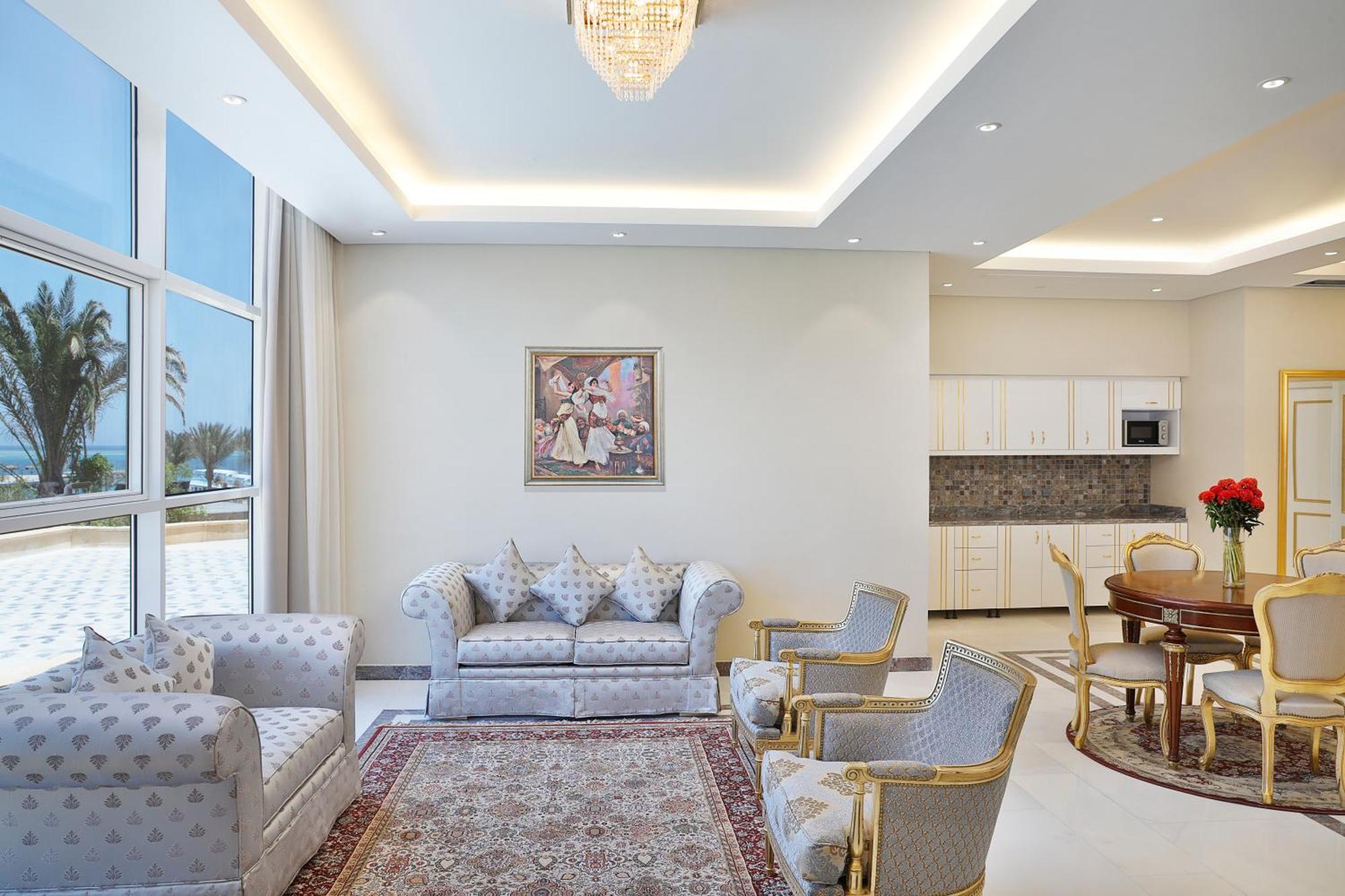Hilton Plaza Hurghada