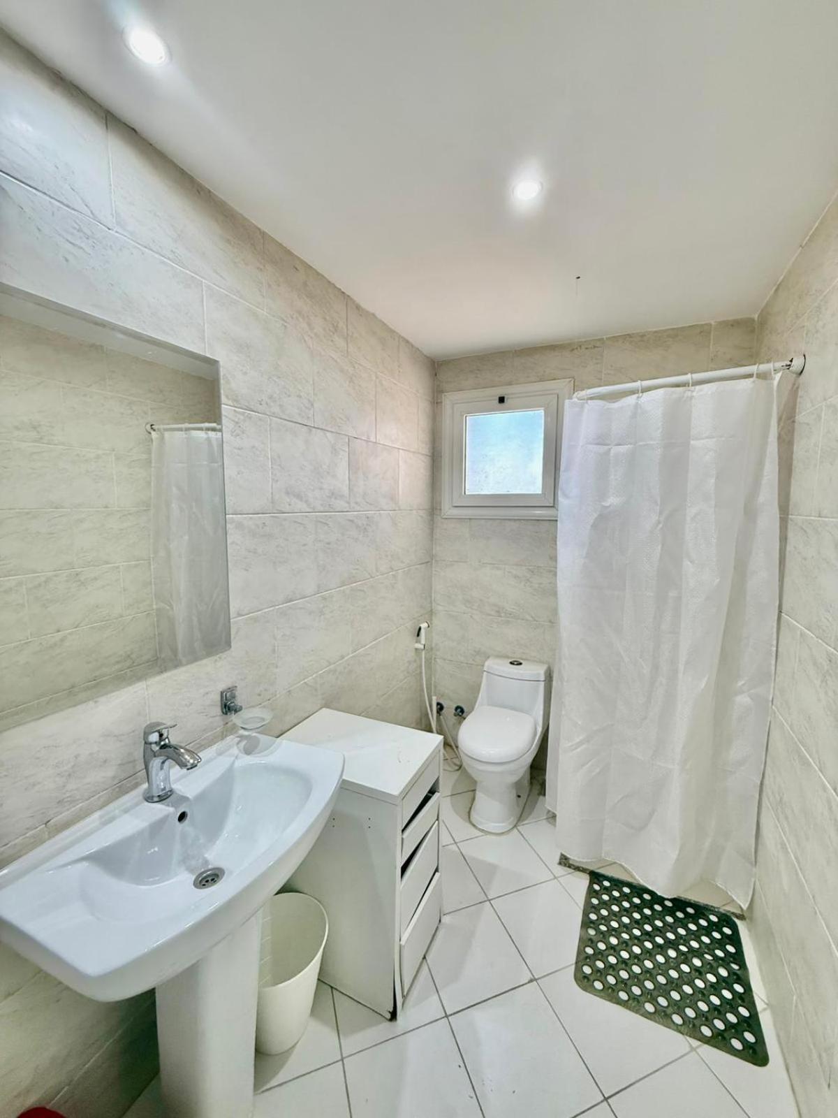 Modern 2br - Al Dora Resort, Appartement