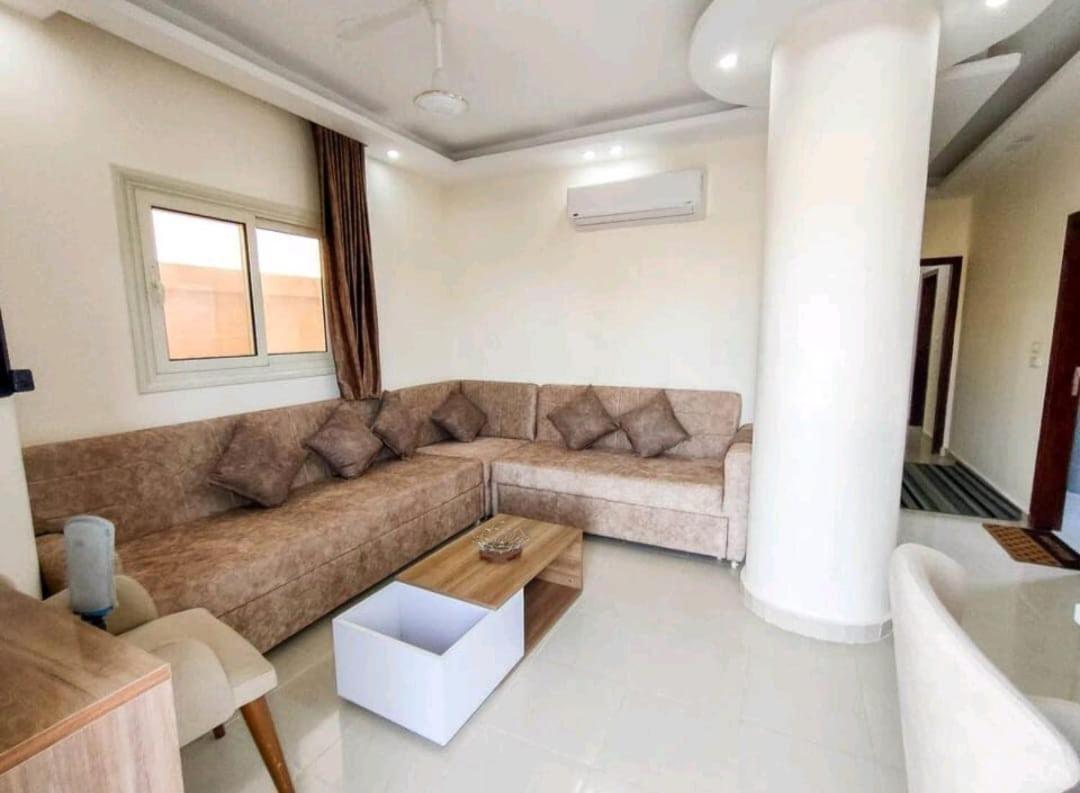 Apartment 2bed Beachfront On-the-beach *